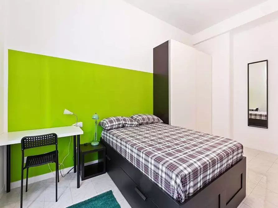 Immagine 4 di Camera in affitto  in Via Pantigliate6 a Milano