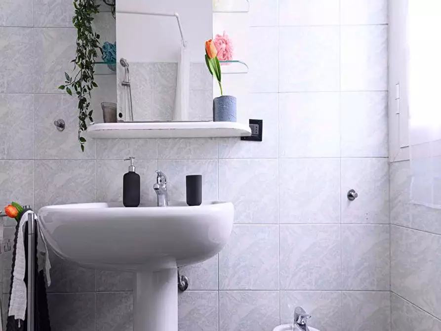 Immagine 12 di Camera in affitto  in Via Pietro Borsieri34 a Milano