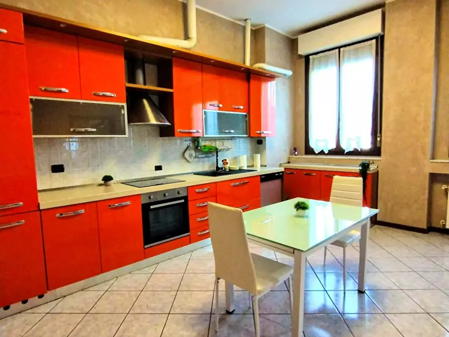 Immagine 5 di Appartamento in affitto  in Via Padova a Milano