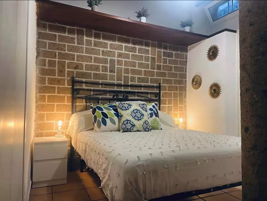 Immagine 1 di Appartamento in affitto  in Via dei Capocci19 a Roma