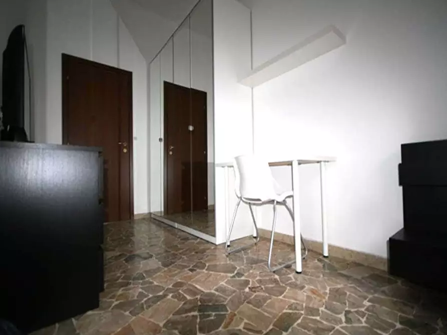 Immagine 3 di Camera in affitto  in Via Nicolò Paganini3 a Milano