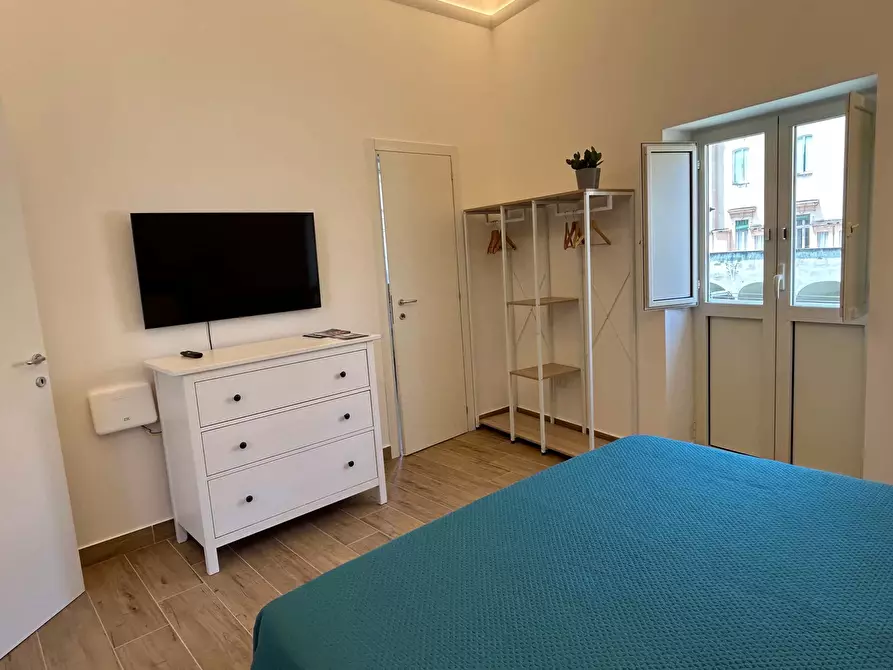 Immagine 12 di Appartamento in affitto  in Vico Banchi Nuovi15 a Napoli