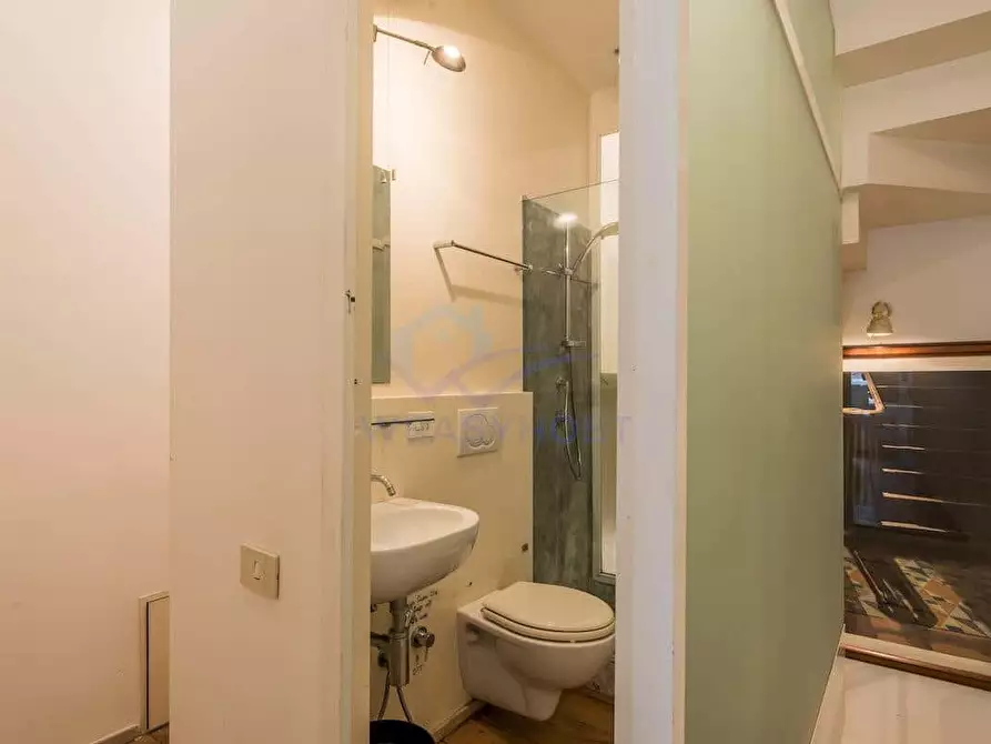 Immagine 12 di Appartamento in affitto  in Via Di Ponte Sisto72 a Roma