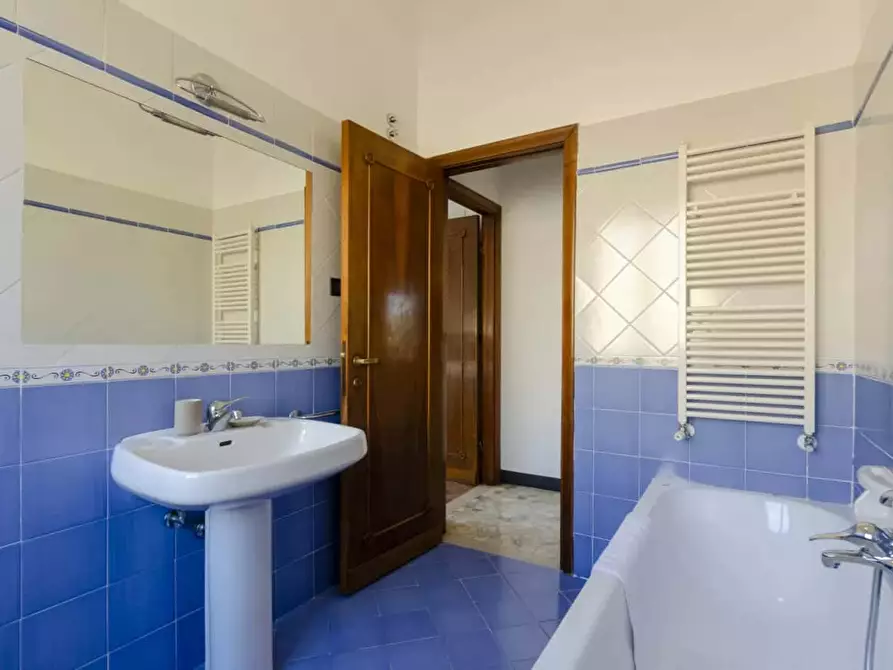 Immagine 30 di Appartamento in affitto  in Via Camilla a Genova