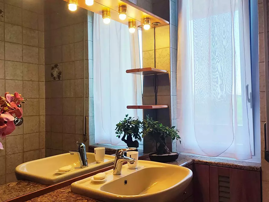 Immagine 21 di Appartamento in affitto  in Via Sem Benelli a Milano