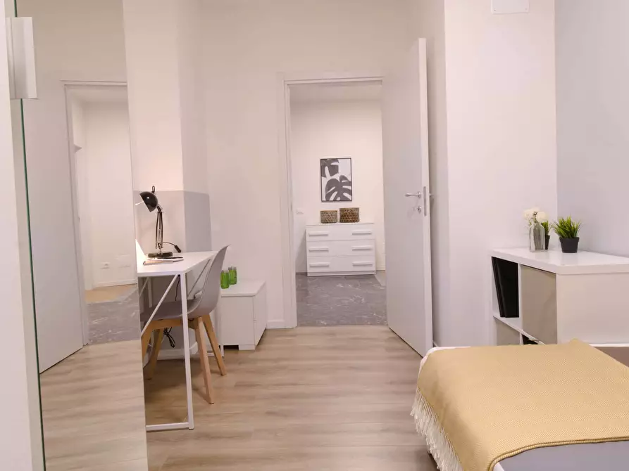 Immagine 3 di Camera in affitto  in Piazzale Guglielmo Corvi12 a Brescia