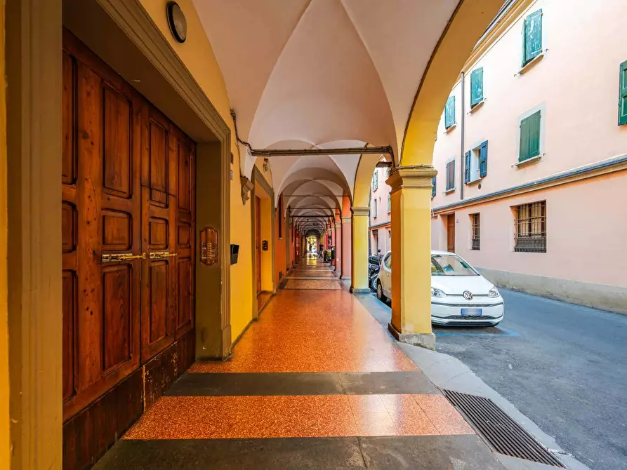 Immagine 46 di Appartamento in affitto  in Via Fondazza11 a Bologna
