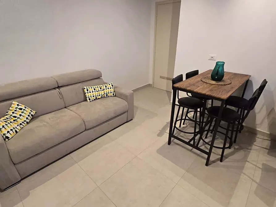 Immagine 2 di Appartamento in affitto  in Via Dungallo11 a Pavia