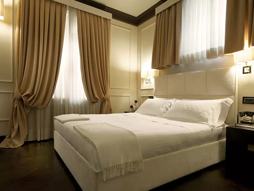 Immagine 1 di Camera in affitto  in Via dei Brunelleschi1 a Firenze