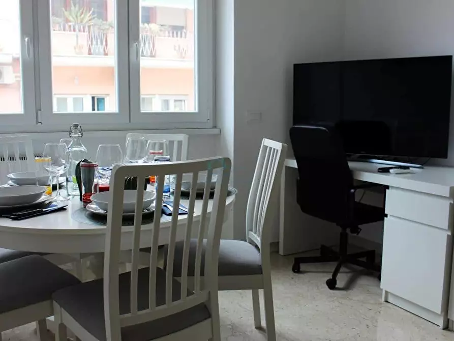 Immagine 10 di Appartamento in affitto  in Via Bellegra35 a Roma