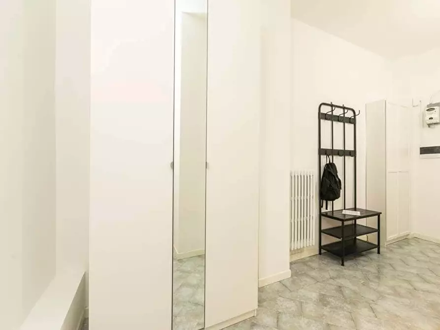 Immagine 37 di Camera in affitto  in Corso San Gottardo40 a Milano