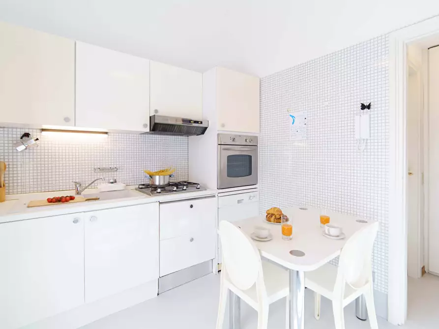 Immagine 3 di Appartamento in affitto  in Viale Romagna37 a Milano