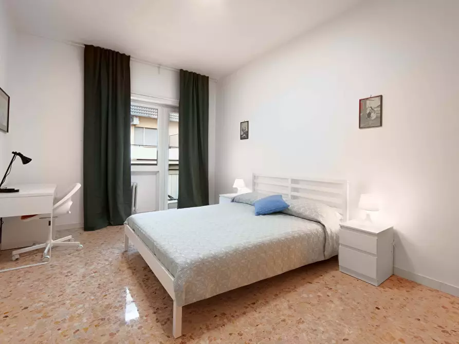 Immagine 10 di Appartamento in affitto  in Via Baldo degli Ubaldi135 a Roma