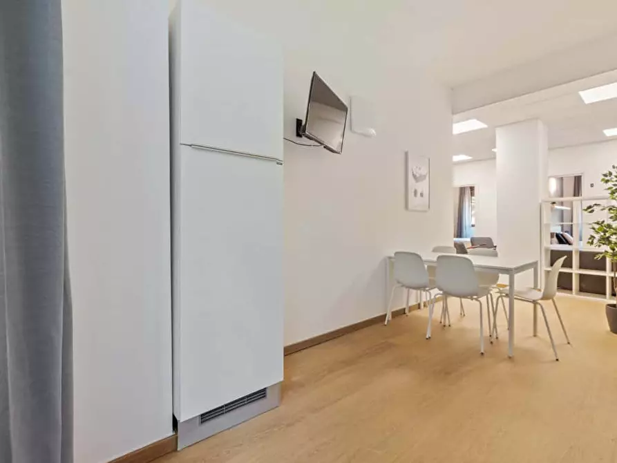 Immagine 12 di Camera in affitto  in Via Uguccione da Pisa4 a Milano