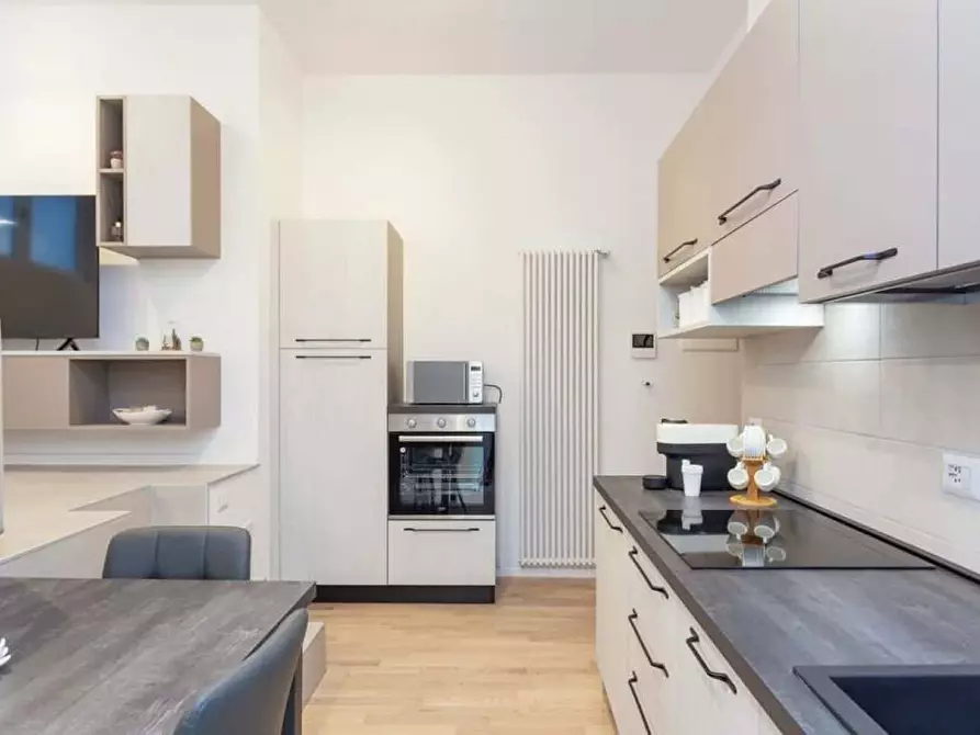 Immagine 2 di Appartamento in affitto  in Via Val Strona6 a Milano