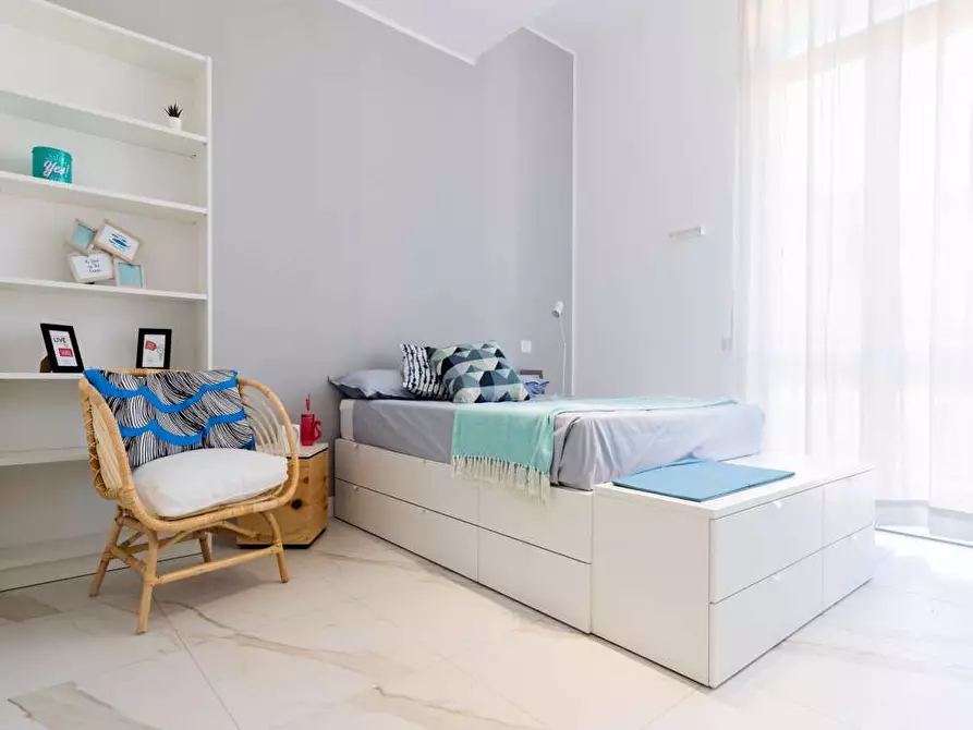 Immagine 1 di Camera in affitto  in Viale Bligny28 a Milano