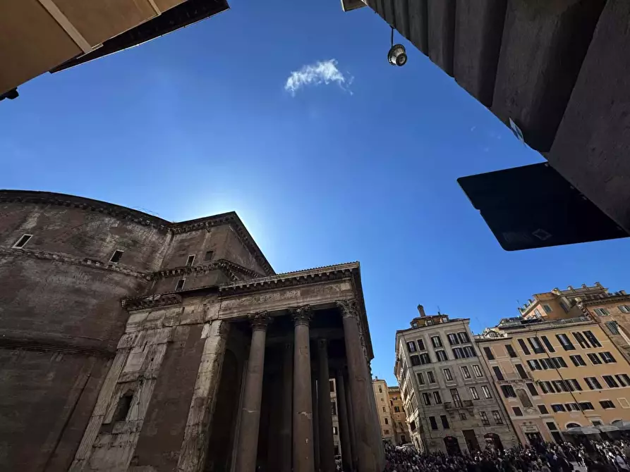 Immagine 9 di Appartamento in affitto  in Via del Seminario91 a Roma