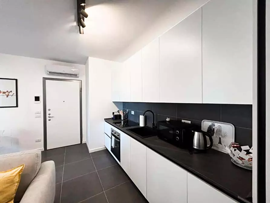 Immagine 6 di Appartamento in affitto  in Via Giovanni Battista Piranesi18 a Milano