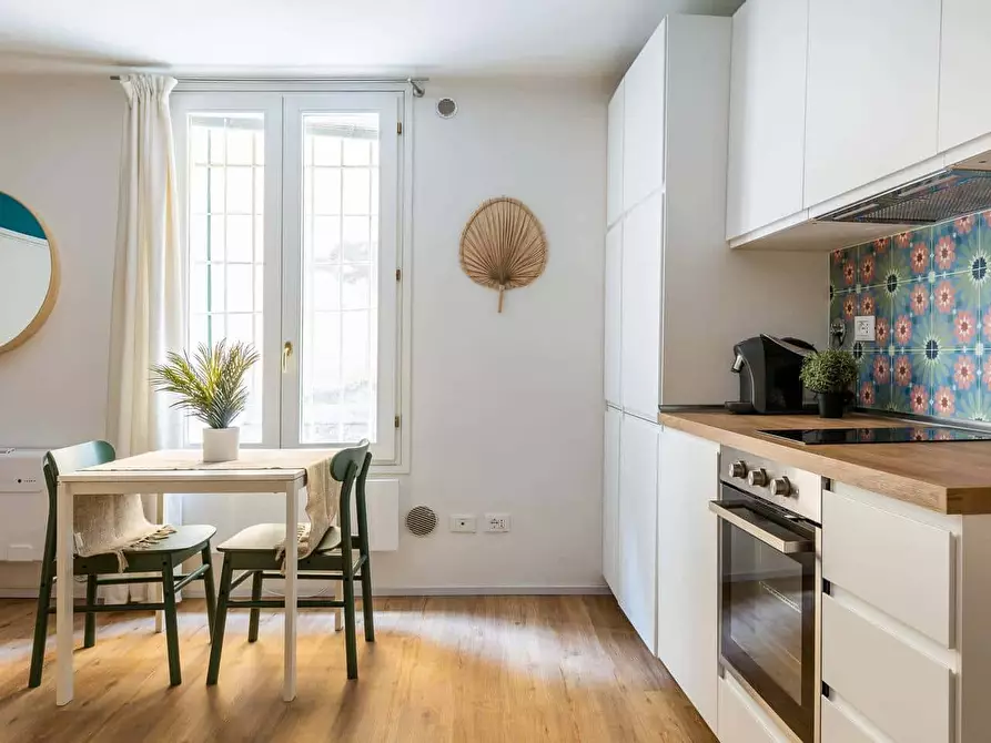 Immagine 7 di Appartamento in affitto  in Via del Pratello64 a Bologna