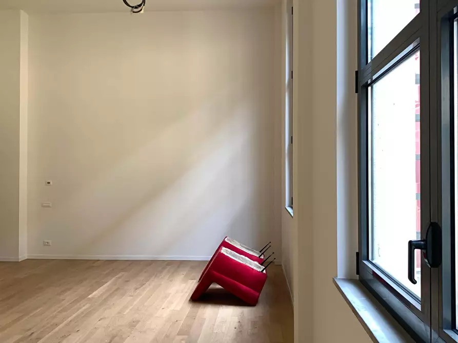 Immagine 13 di Appartamento in affitto  in Via Selvanesco77 a Milano