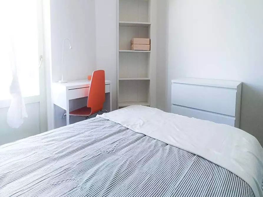 Immagine 6 di Camera in affitto  in Via Ariberto1 a Milano