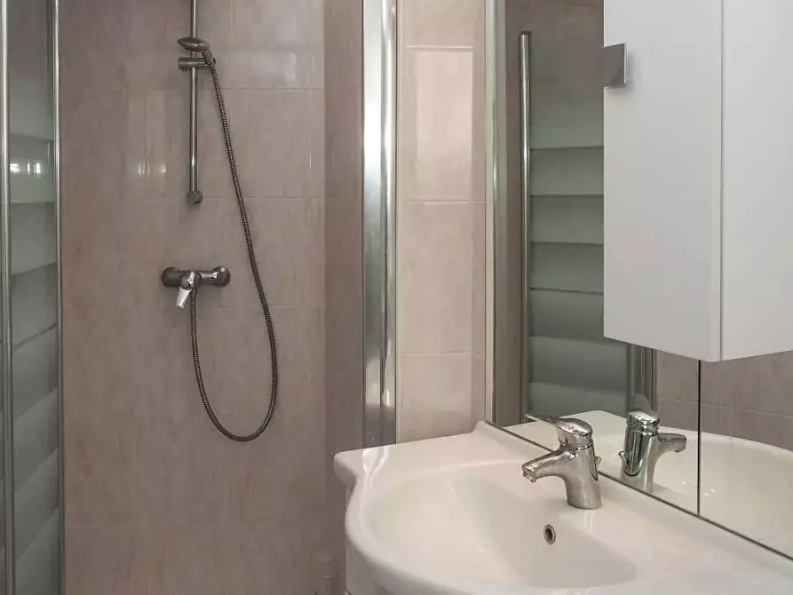 Immagine 20 di Appartamento in affitto  in Via Privata Ugo Tommei a Milano