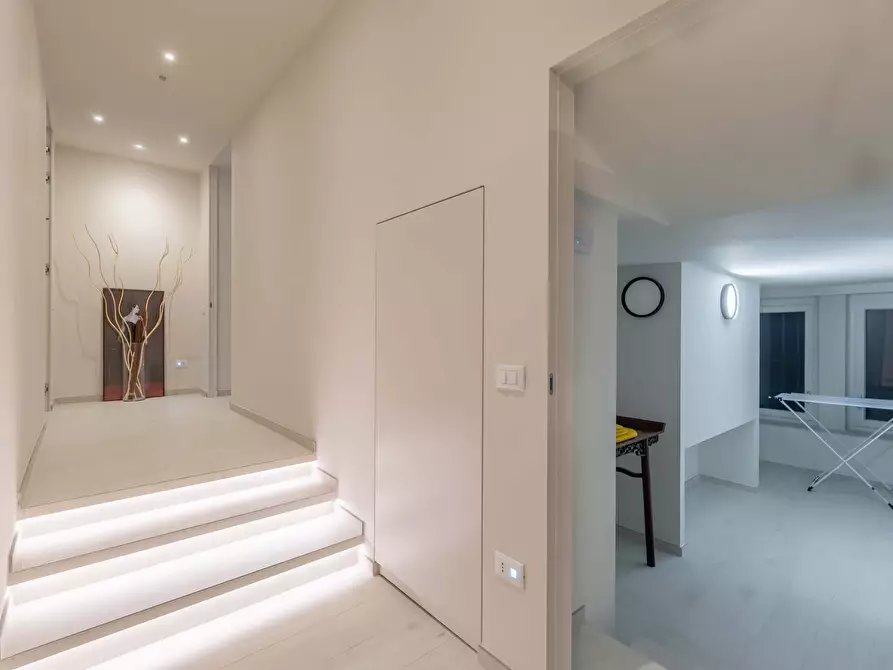 Immagine 34 di Appartamento in affitto  in Via Francesco Melzi d'Eril26 a Milano