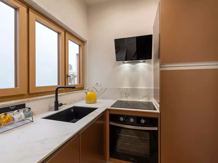 Immagine 33 di Appartamento in affitto  in Via Guelfa67 a Firenze