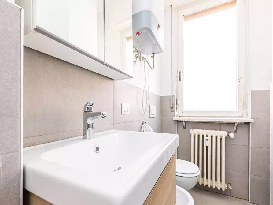 Immagine 8 di Camera in affitto  in Via Arcivescovo Romilli4 a Milano