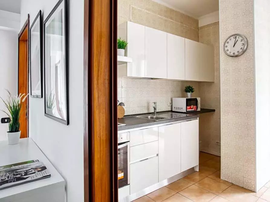 Immagine 13 di Camera in affitto  in Via Ronchi24 a Milano