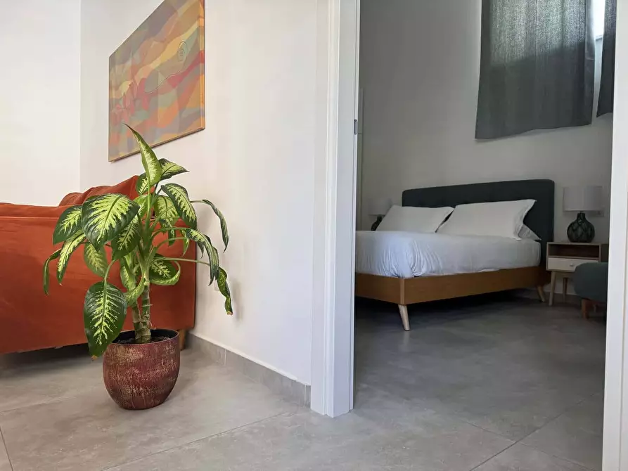 Immagine 7 di Appartamento in affitto  in Via San Cosmo Fuori Porta Nolana42 a Napoli
