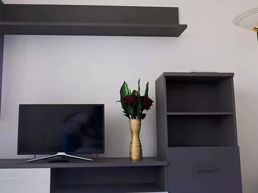 Immagine 14 di Appartamento in affitto  in Via Corno di Cavento21 a Milano