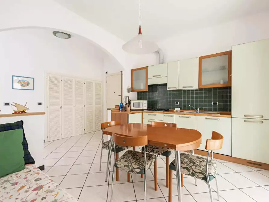Immagine 10 di Appartamento in affitto  in Via Colonnello Enrico Franceschi a Chiavari