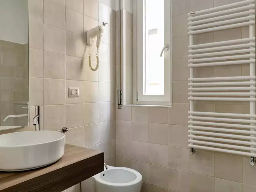 Immagine 12 di Appartamento in affitto  in Via Lodovico Muratori5 a Milano