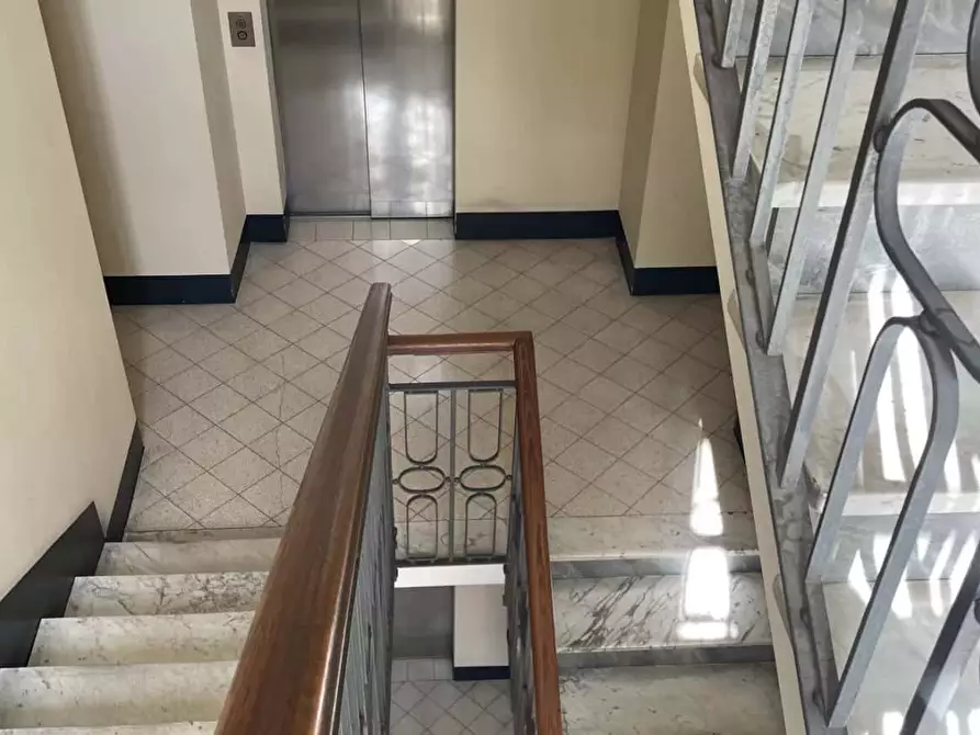 Immagine 17 di Appartamento in affitto  in Via Caccialepori41 a Milano