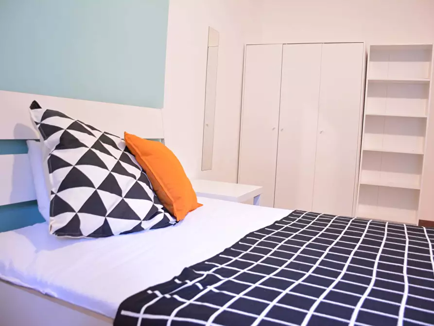 Immagine 4 di Camera in affitto  in Via Tigellio20 a Cagliari