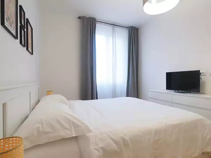 Immagine 31 di Appartamento in affitto  in Via Melzo16 a Milano