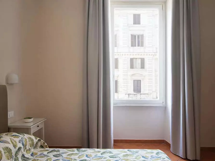Immagine 9 di Appartamento in affitto  in Via Cavour310 a Roma