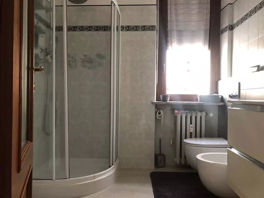 Immagine 6 di Camera in affitto  in Via Cellini2 a Moncalieri