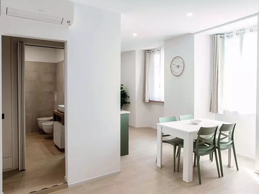 Immagine 6 di Appartamento in affitto  in Via Milano18 a Como