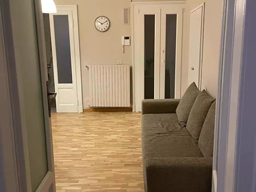 Immagine 10 di Appartamento in affitto  in Via Donatello32 a Milano