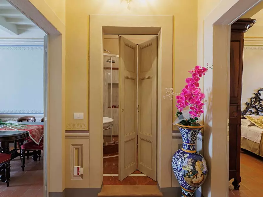 Immagine 7 di Appartamento in affitto  in Via Roma a Cortona