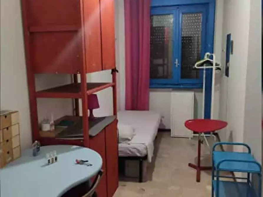 Immagine 1 di Camera in affitto  in Via Ferrante Aporti32 a Milano