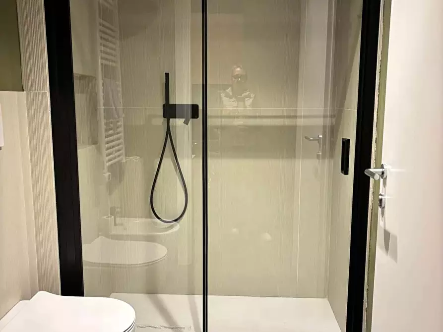 Immagine 7 di Appartamento in affitto  in Viale Elvezia12 a Milano