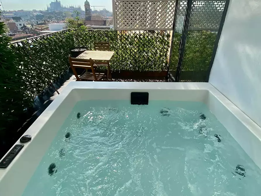 Immagine 42 di Appartamento in affitto  in Via Alessandro Manzoni42 a Milano