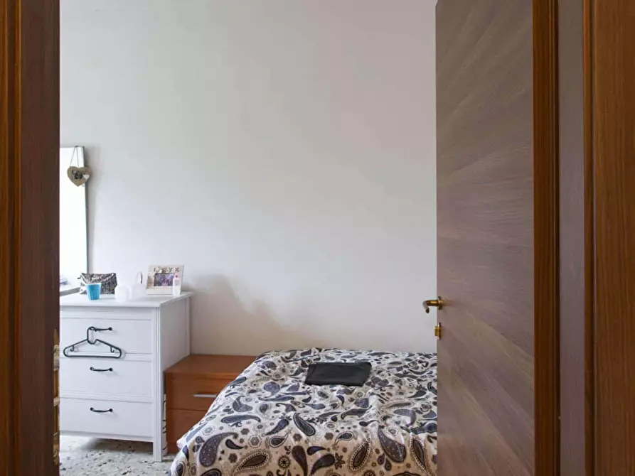 Immagine 23 di Camera in affitto  in Via Achille Feraboli a Milano