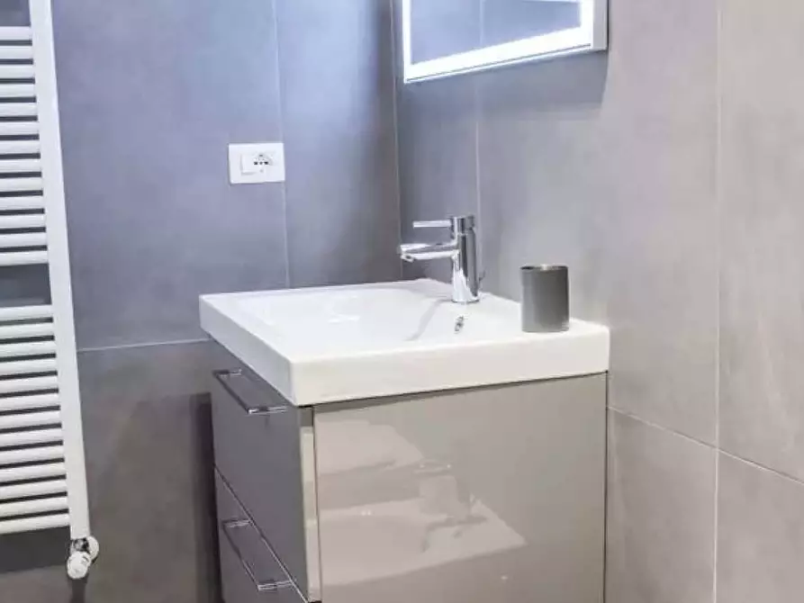 Immagine 9 di Appartamento in affitto  in Via San Gerolamo Emiliani1 a Milano