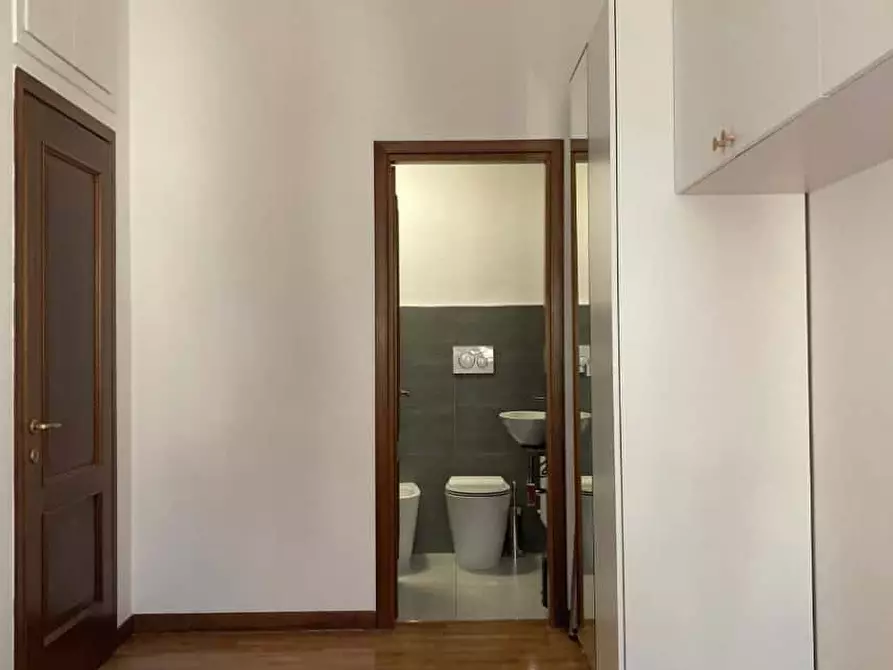 Immagine 3 di Appartamento in affitto  in Via San Giovanni alla Paglia15 a Milano