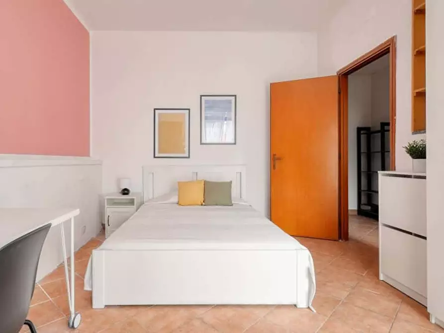 Immagine 3 di Camera in affitto  in Via Gaspare Aselli37 a Milano