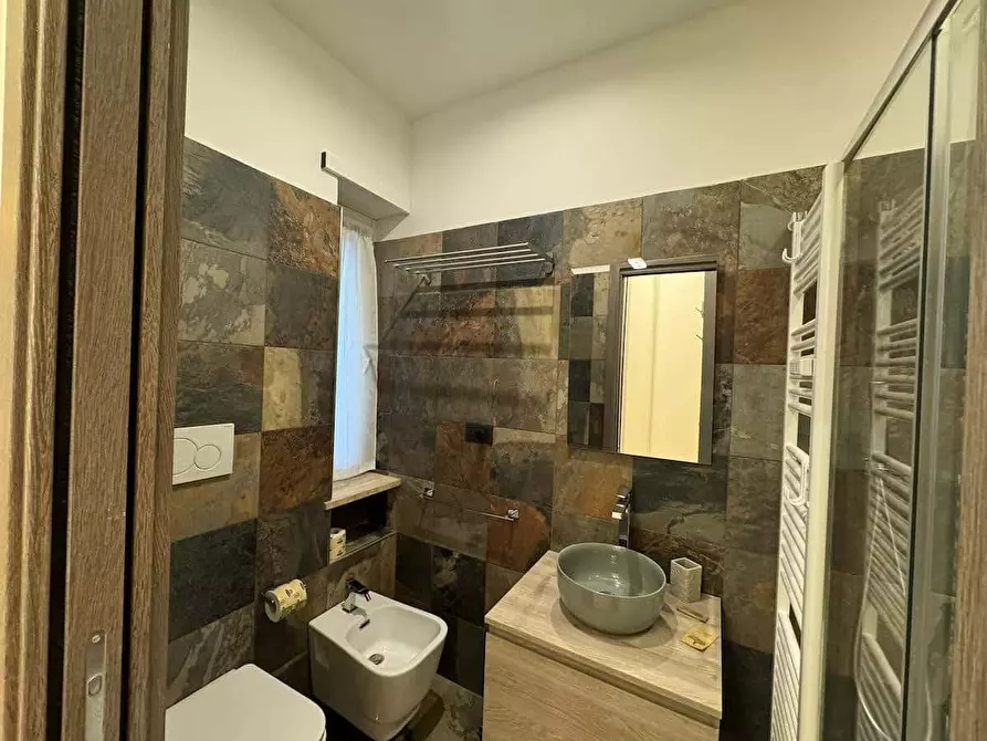 Immagine 18 di Appartamento in affitto  in Via Camillo Peano14 a Roma